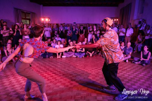 Limoges'Hop festival 2022

Partage libre avec le crédit et la citation (@lightexmachina) de l'auteur pour tout usage non promotionnel ou commercial.

© Alexandre - LIGHT EX MACHINA 2022, tous droits réservés.